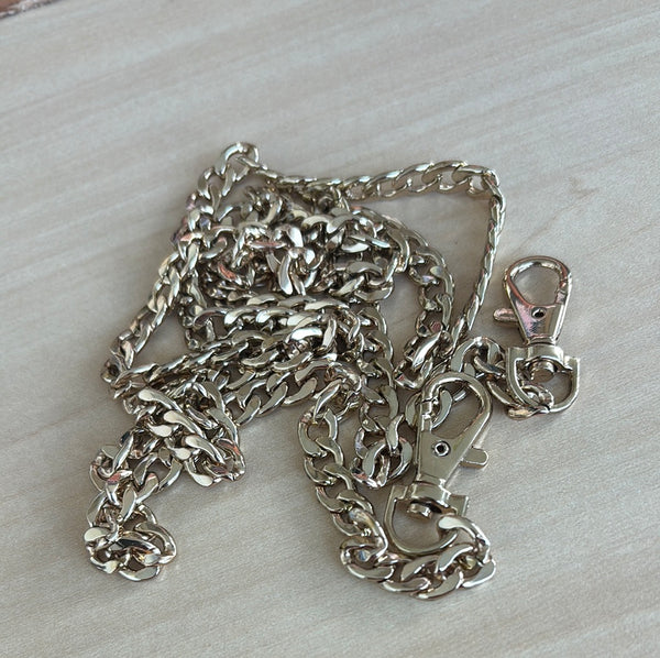 Chain With Musketonhooks Gold