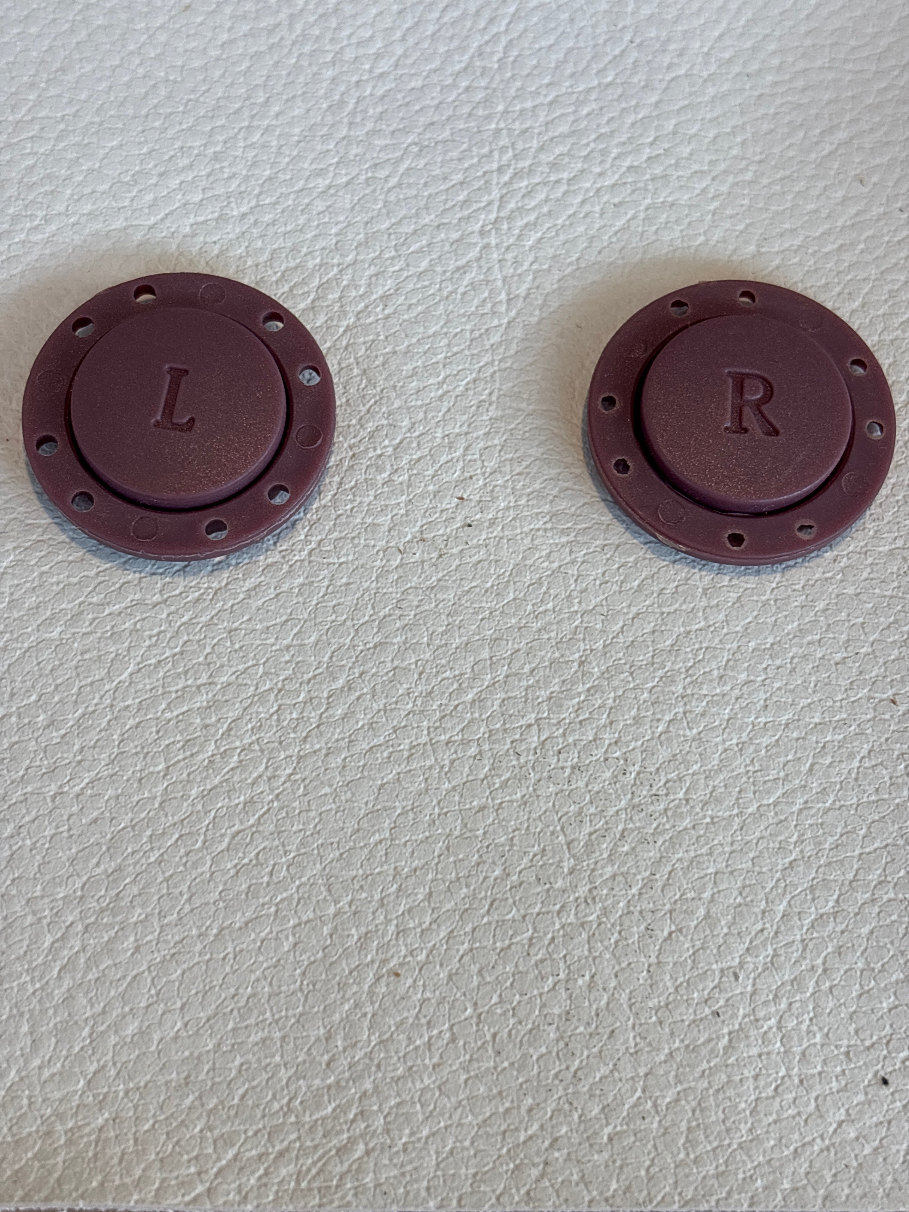 Seweable magnet leather hardware Amsterdam