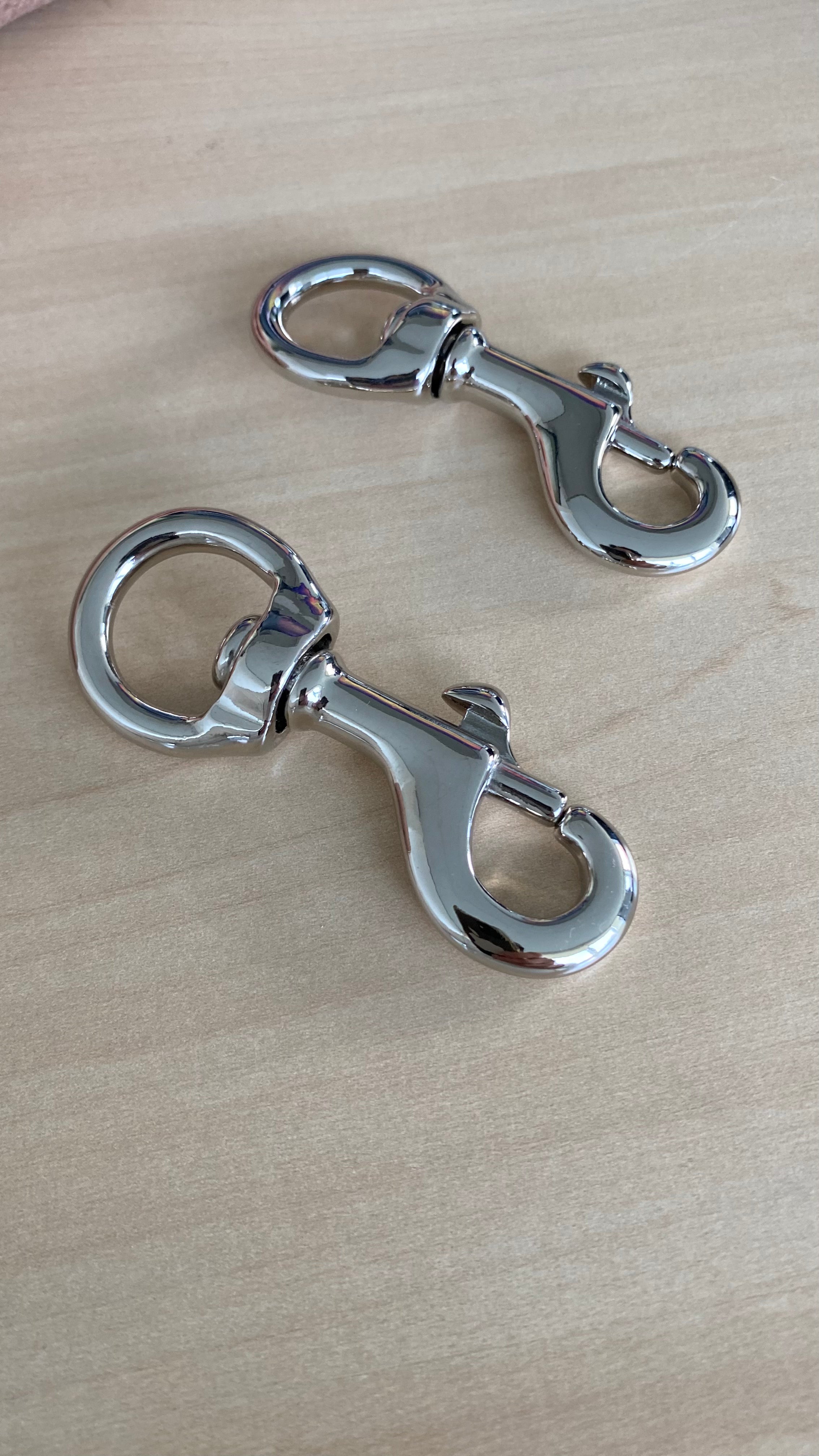 Musketon hook extra strong 20 mm round top per two pieces Nickel