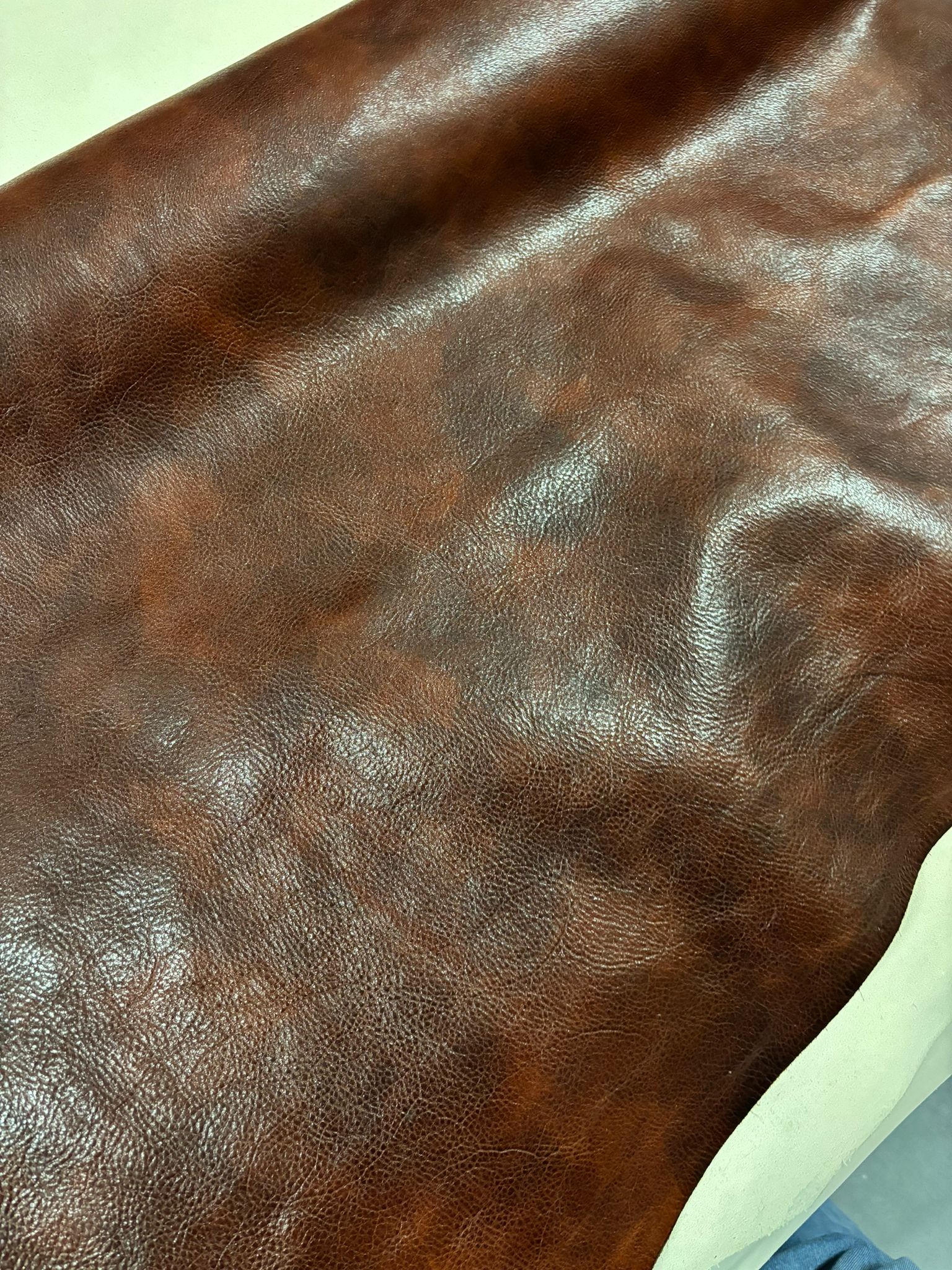 Floater milled leather - 1.3/1.5 mm
