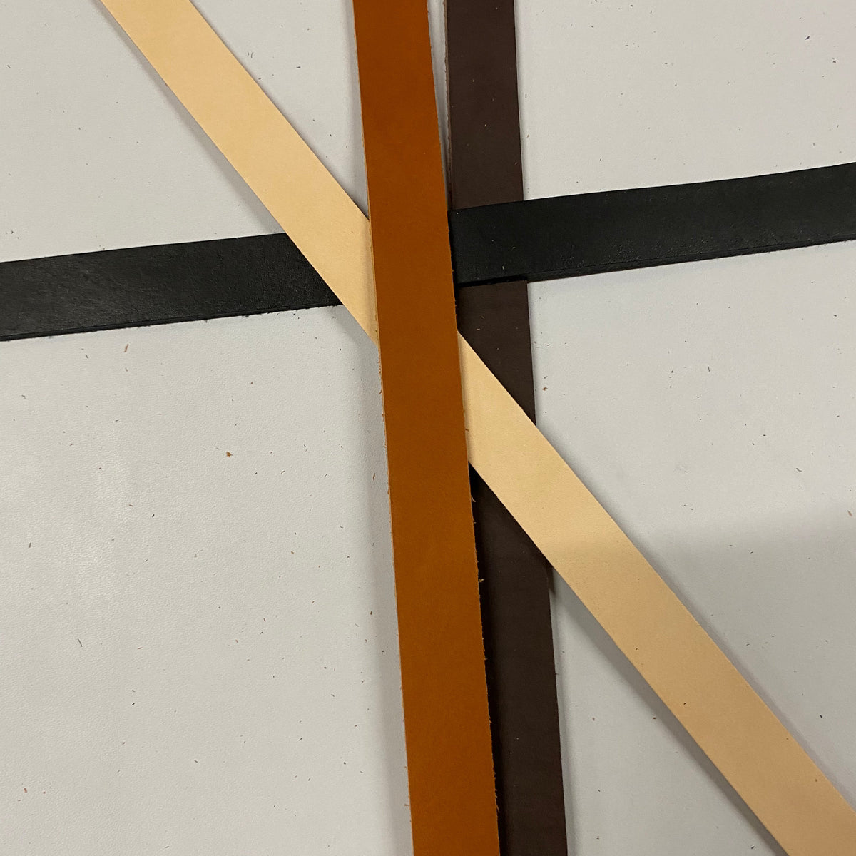 Leer stroken 4 cm x 120-130 cm natural kleur