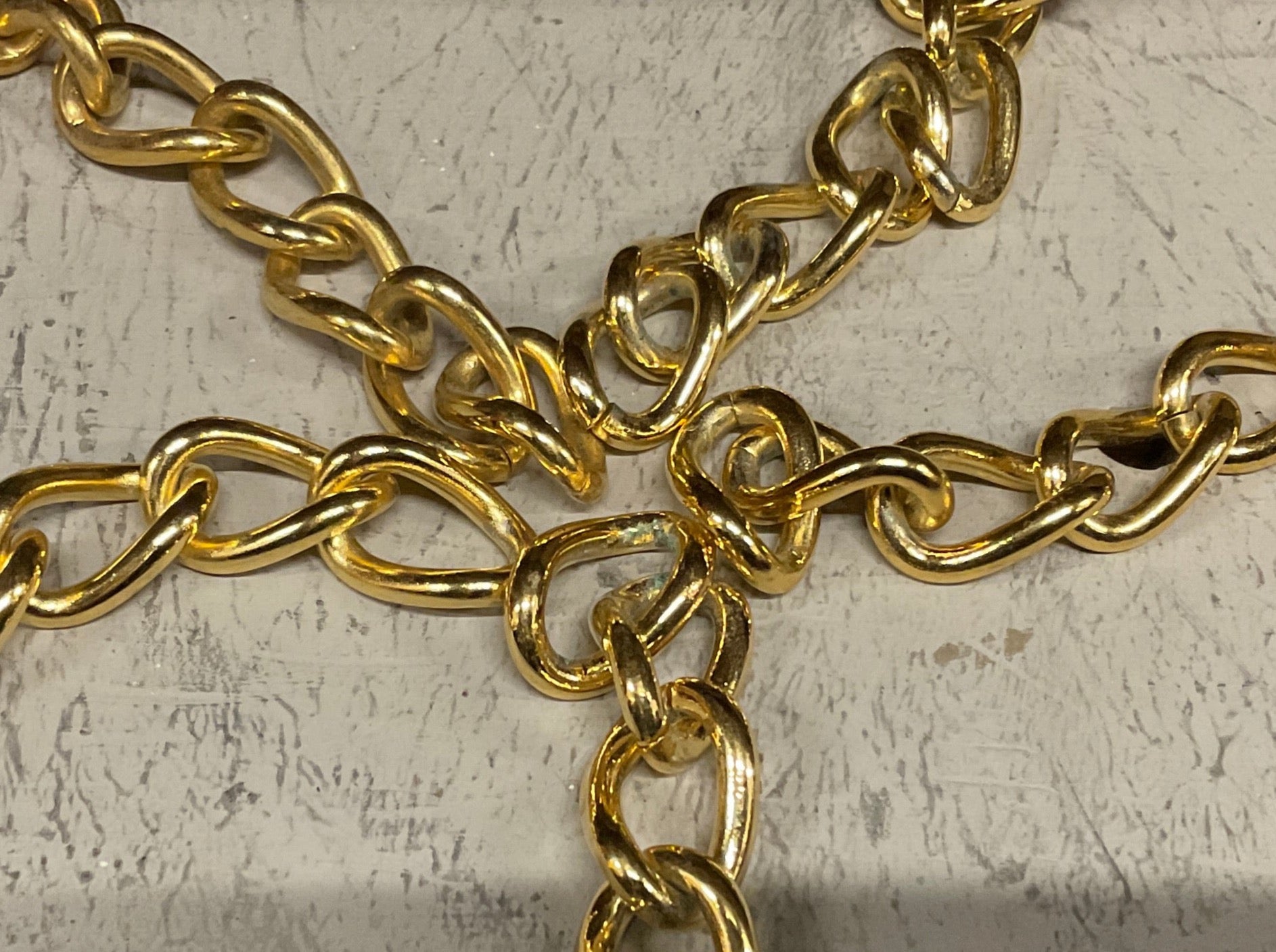 GOLDEN CHANEL CHAIN SHORT