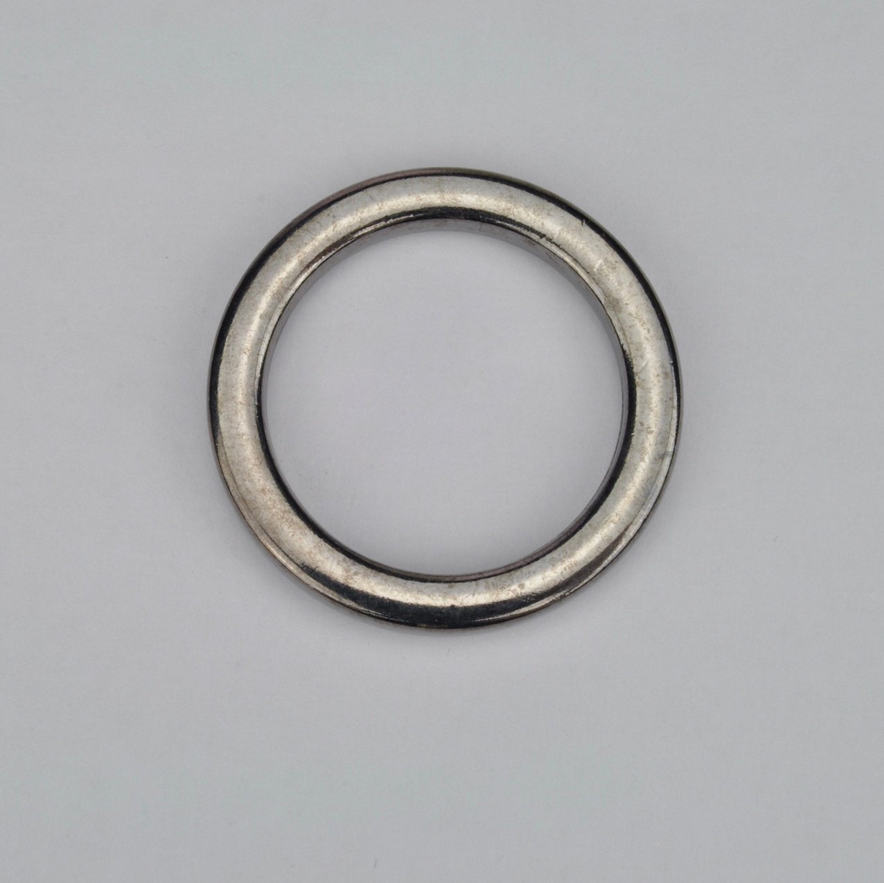 Ring Gun Metal 28 mm