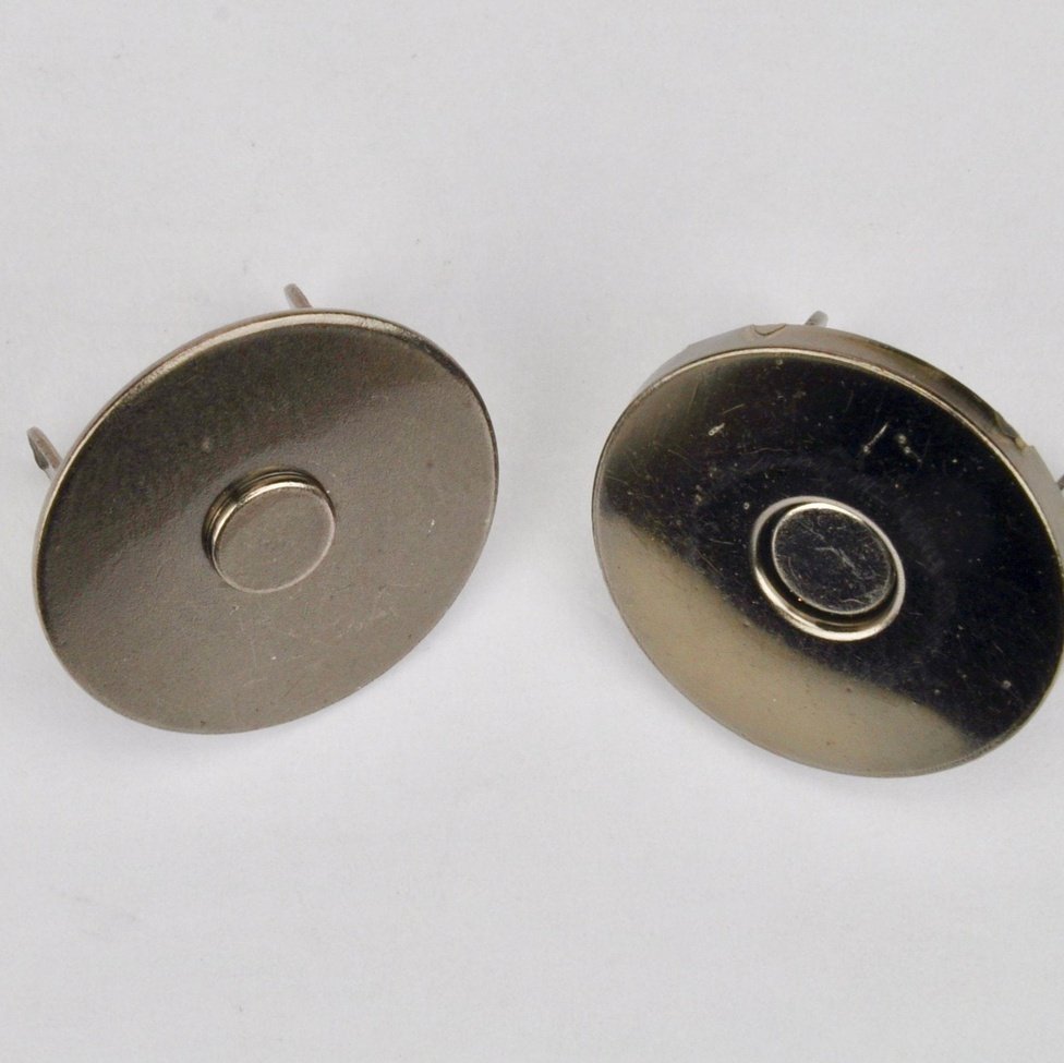 Magnet Gun Metal 18mm Ultra thin