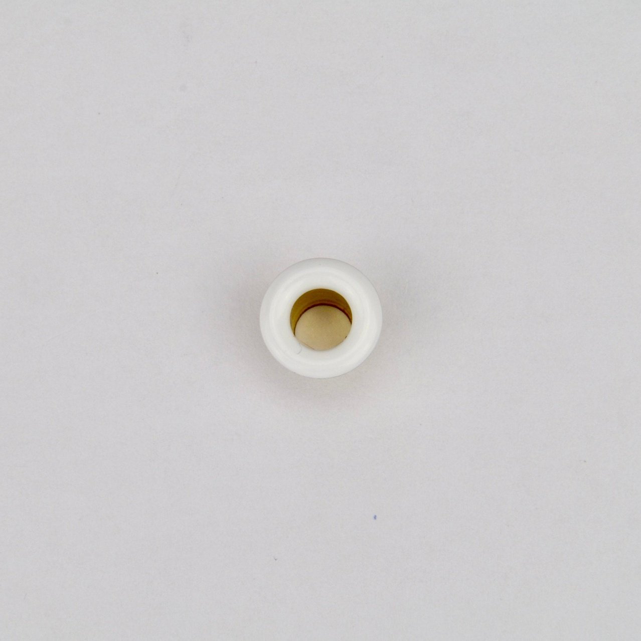 Eyelet ring White 05/VL51