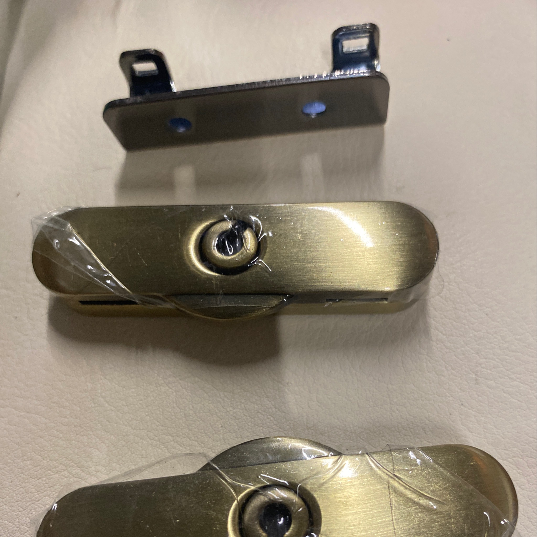 Fancy Lock Frame Old Gold Frame Lock for Bags | Secure & Stylish Closure