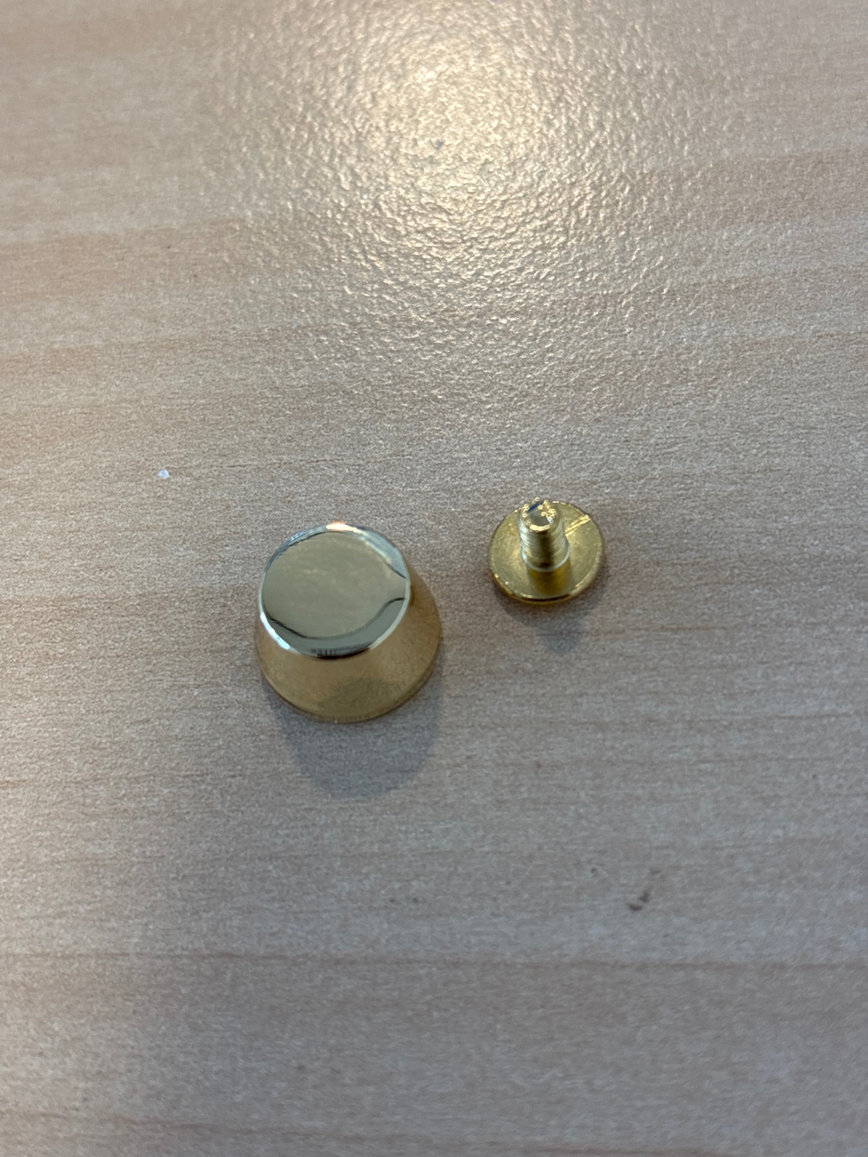 Foot Bottom Studs 12x7MM GOLD