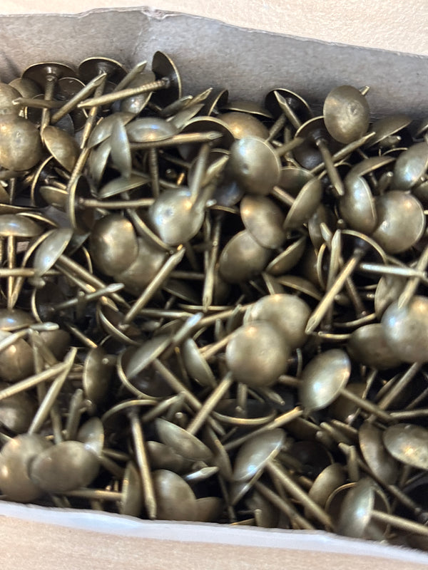 Furniture 🪑 nails brass old gold with small head 200 units