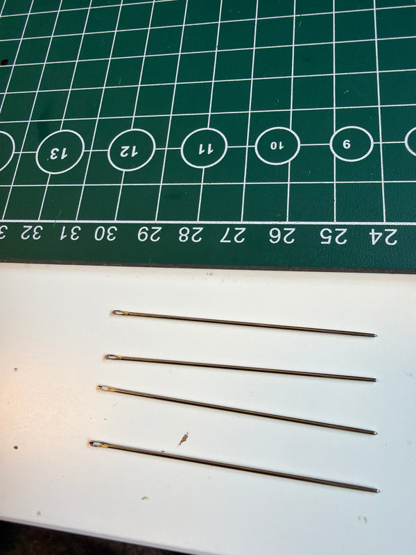 German Saddlery Harness Leather Needle Number 4 - 0.9x 48 mm - Sewing Tool