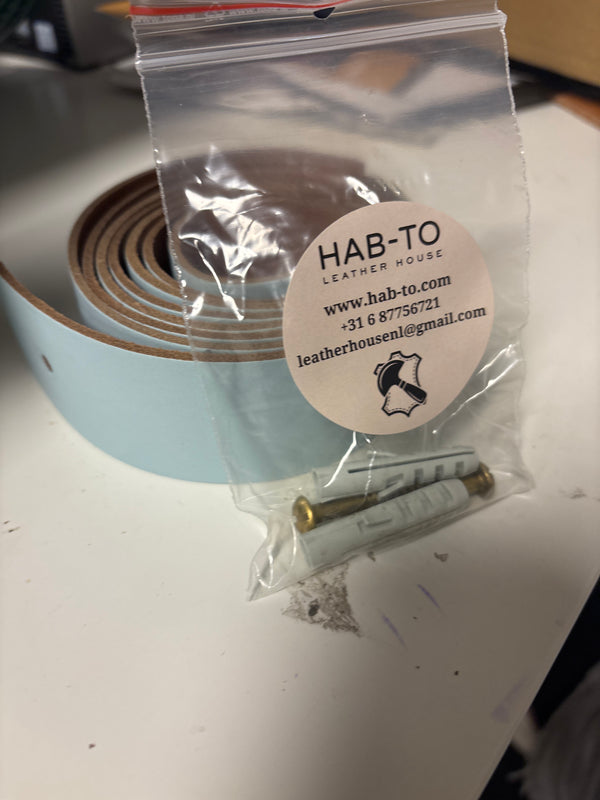 Shelf Brackets / Plankendragers – 84 cm (Baby Blue &amp; Brown) – Pre-Drilled + Screws Included