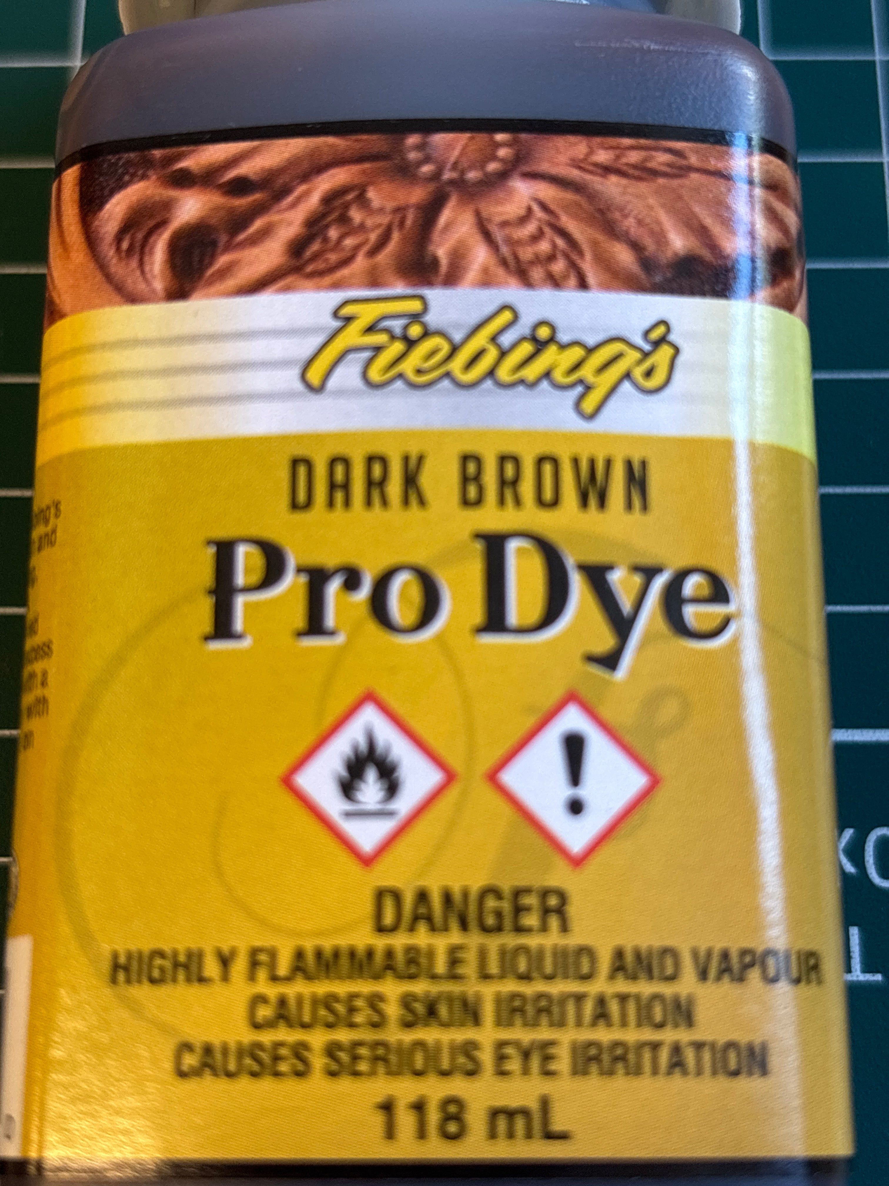 Fiebing Pro Dye 118ml – Professional Leather Dye for Crafters & Makers