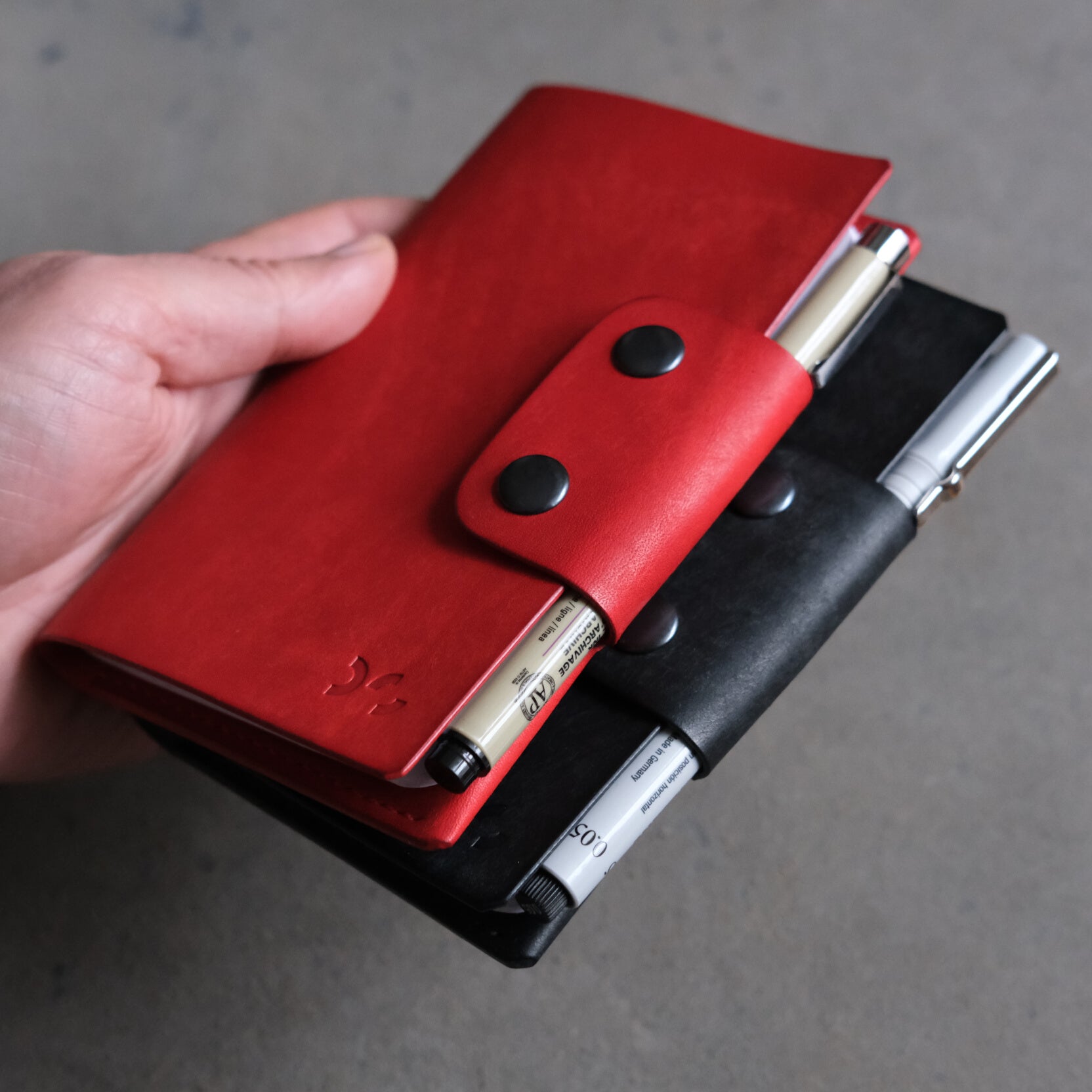 The Artisian Notebook | Beginner Leather Wallet Pattern