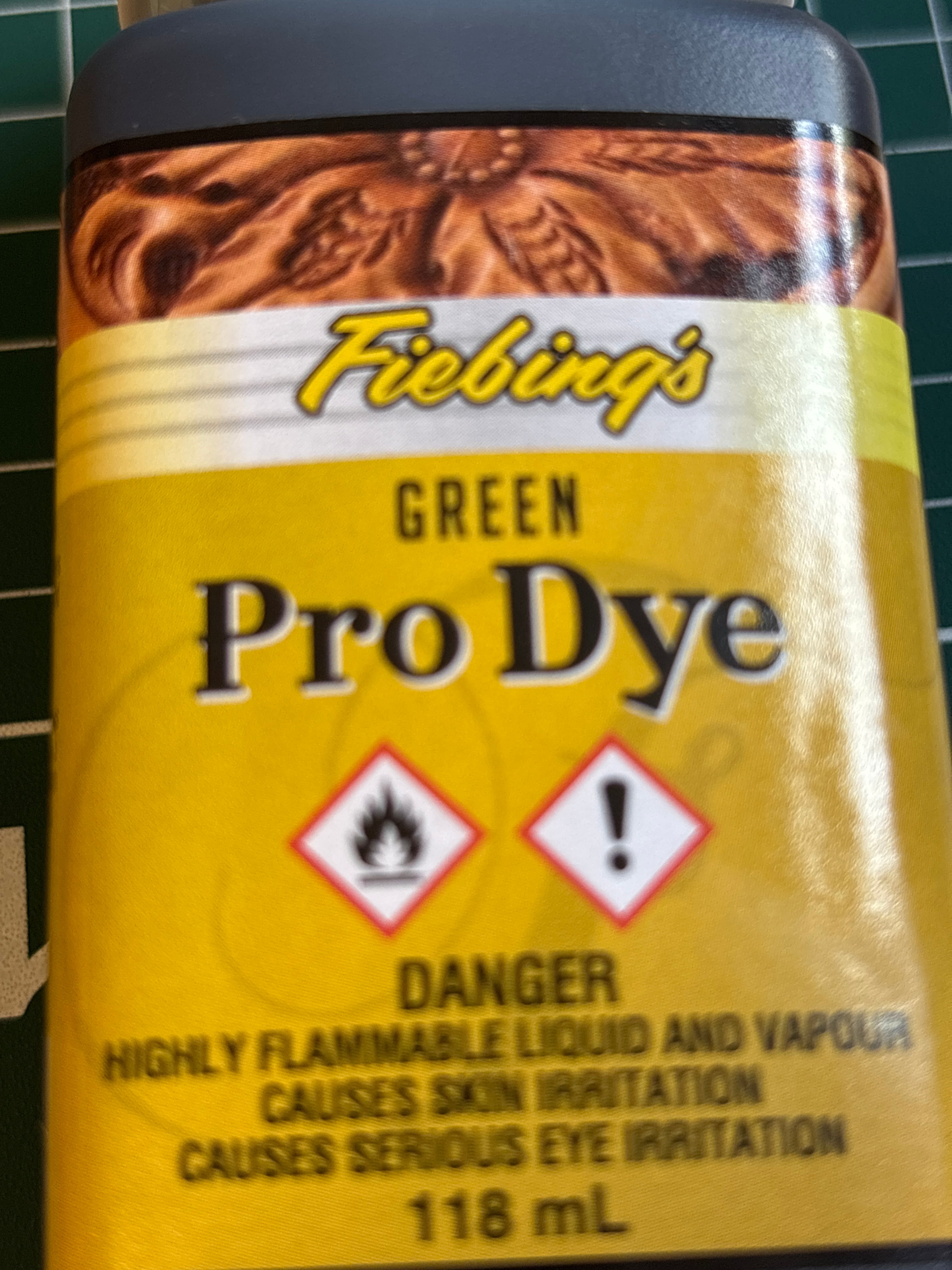 Fiebing Pro Dye 118ml – Professional Leather Dye for Crafters & Makers