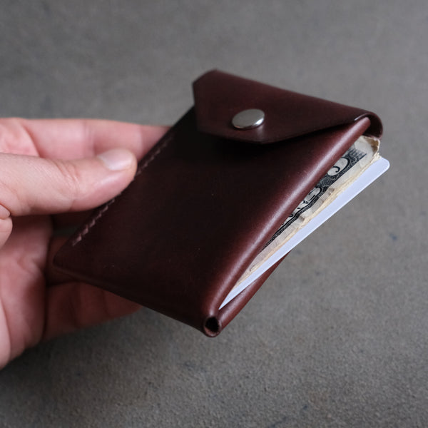 The Baggywrinkle Wallet | Intermediate Wallet Pattern