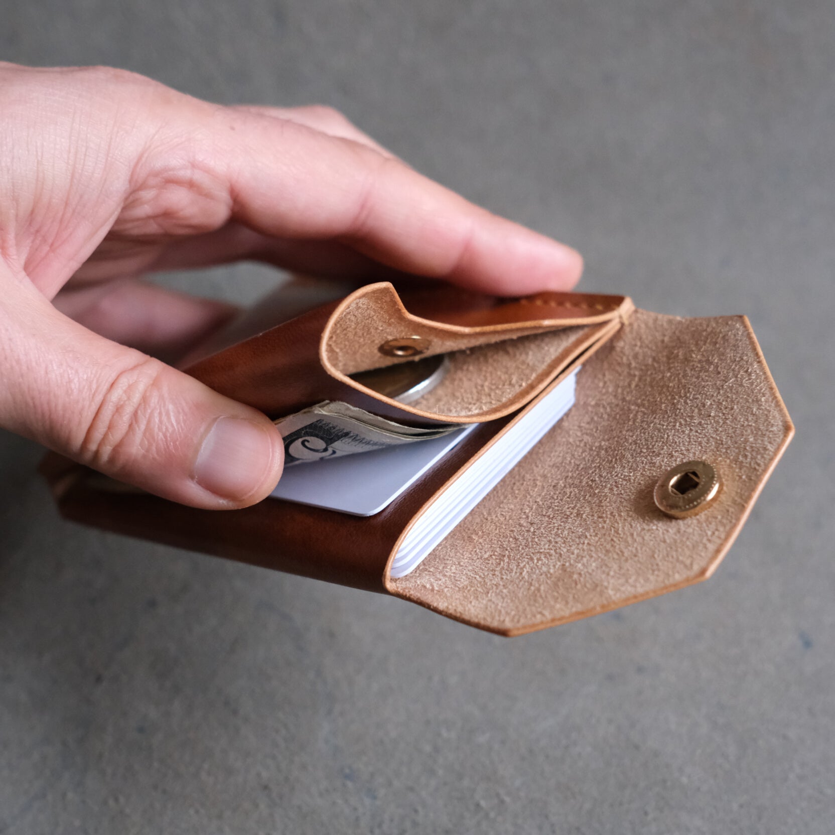 The Baggywrinkle Wallet | Intermediate Wallet Pattern
