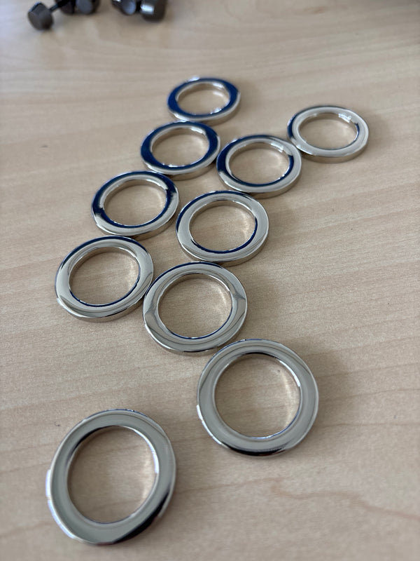 Round flat O Ring 20 mm inside nickel 2 pcs per bag