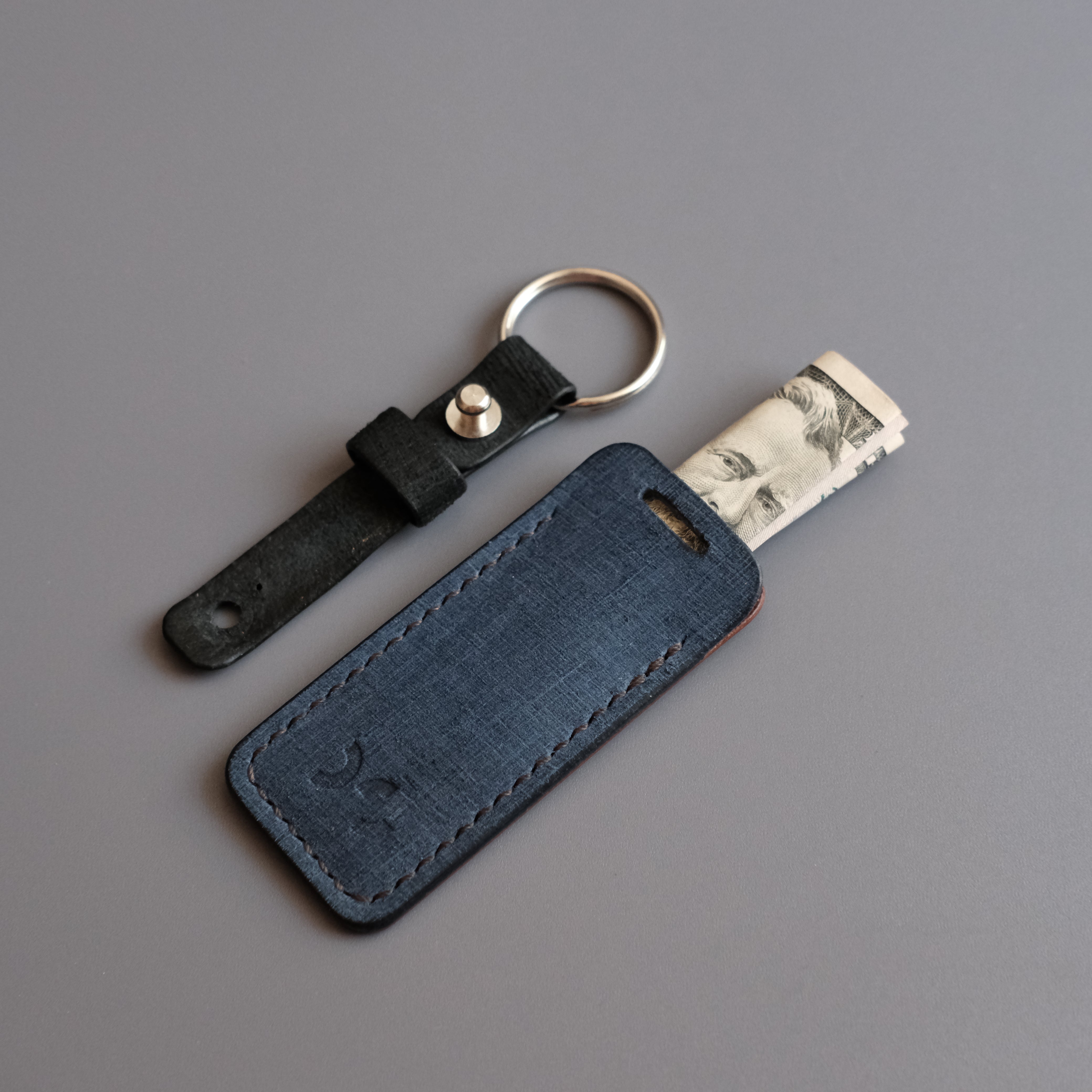 The Emergency Cash Keychain | Advanced Leather Accessoiry Pattern