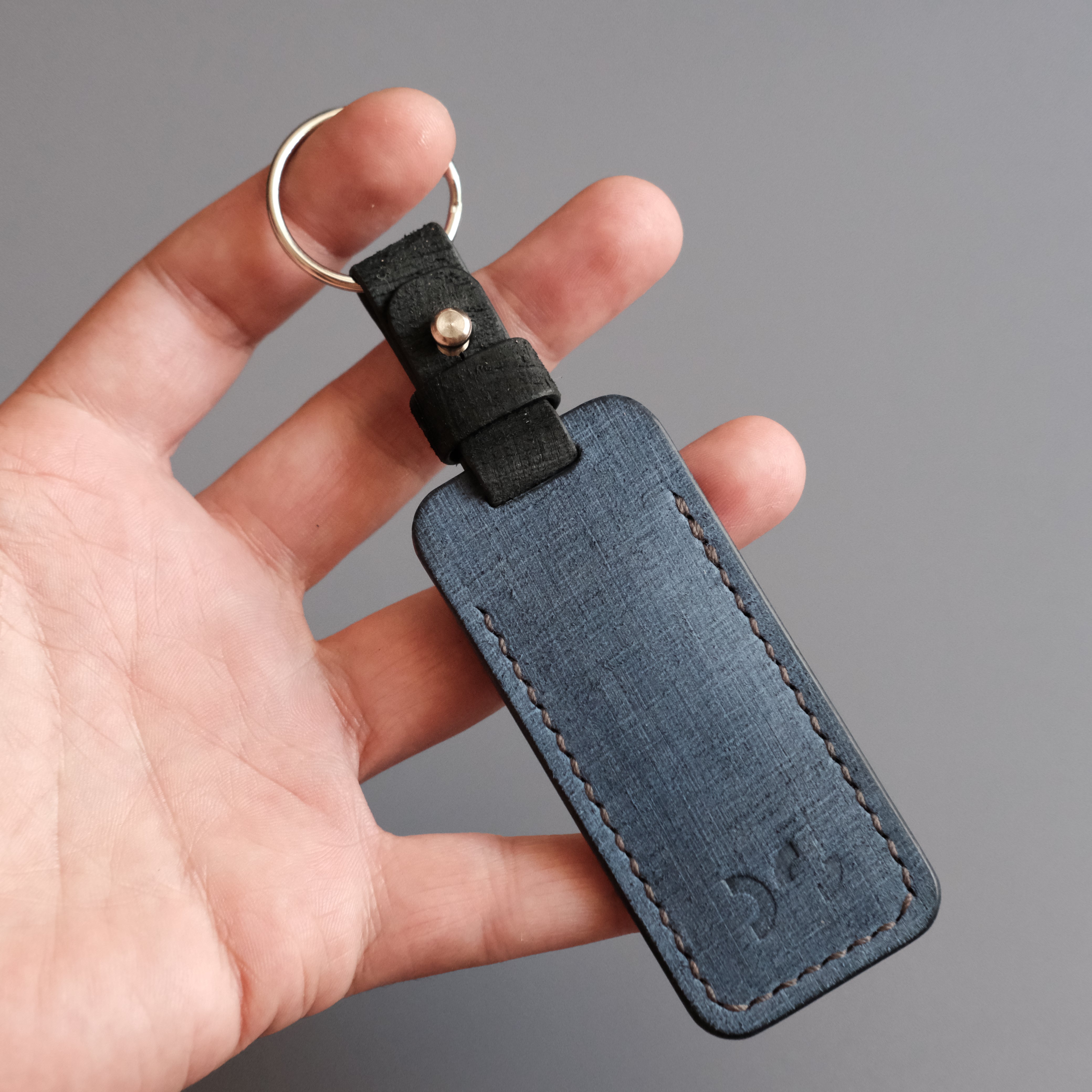 The Emergency Cash Keychain | Advanced Leather Accessoiry Pattern