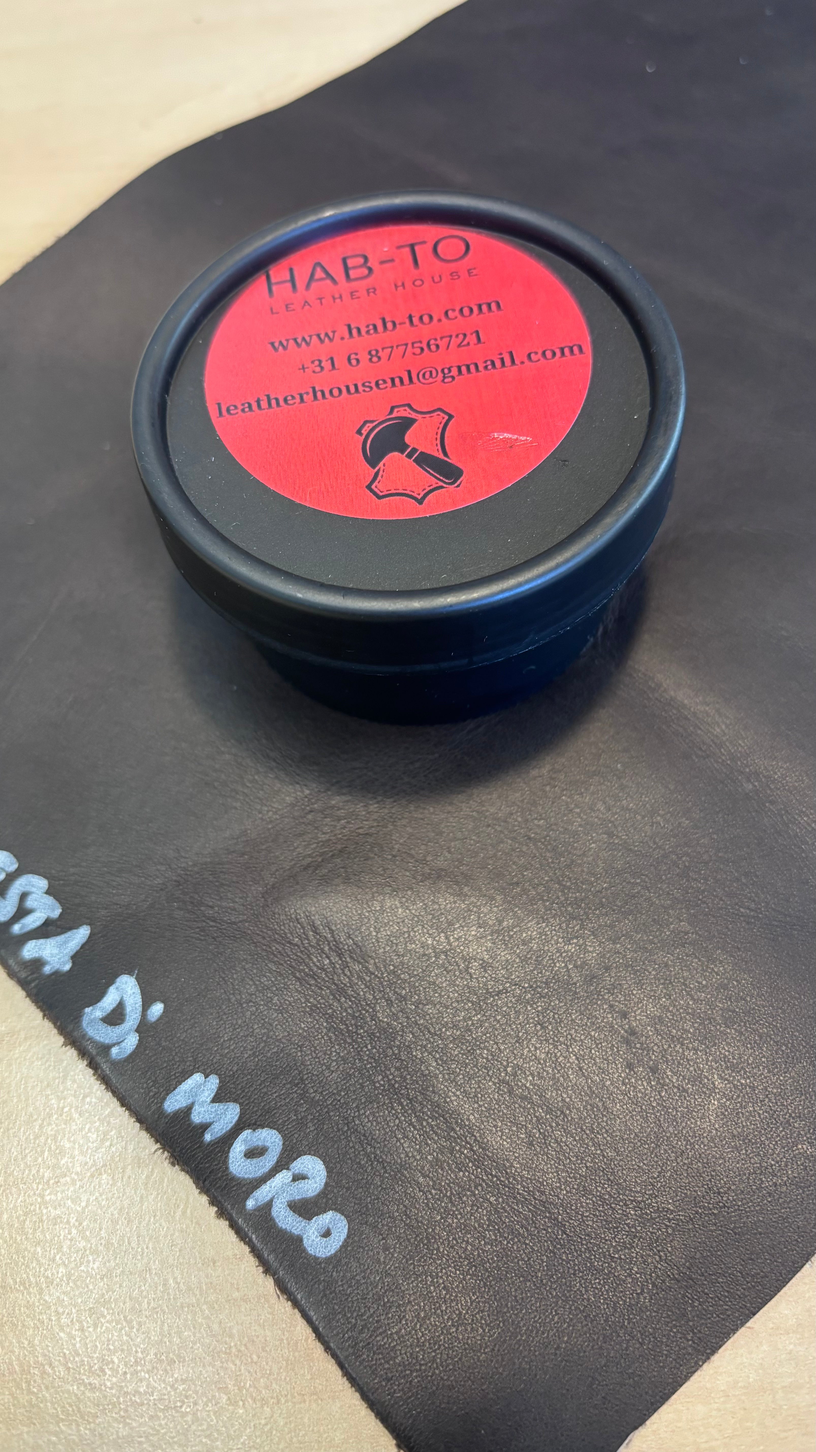 Leather Food creme Restore, Protect, and Shine with Nature’s Best Leather Cream