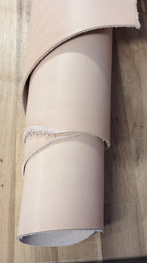 Saddle Belting Shoes and Bag Leather Natural Color for dyeing tooling or natural – Full Vegetable Tanned with Oak Bark – Tanned in Italy