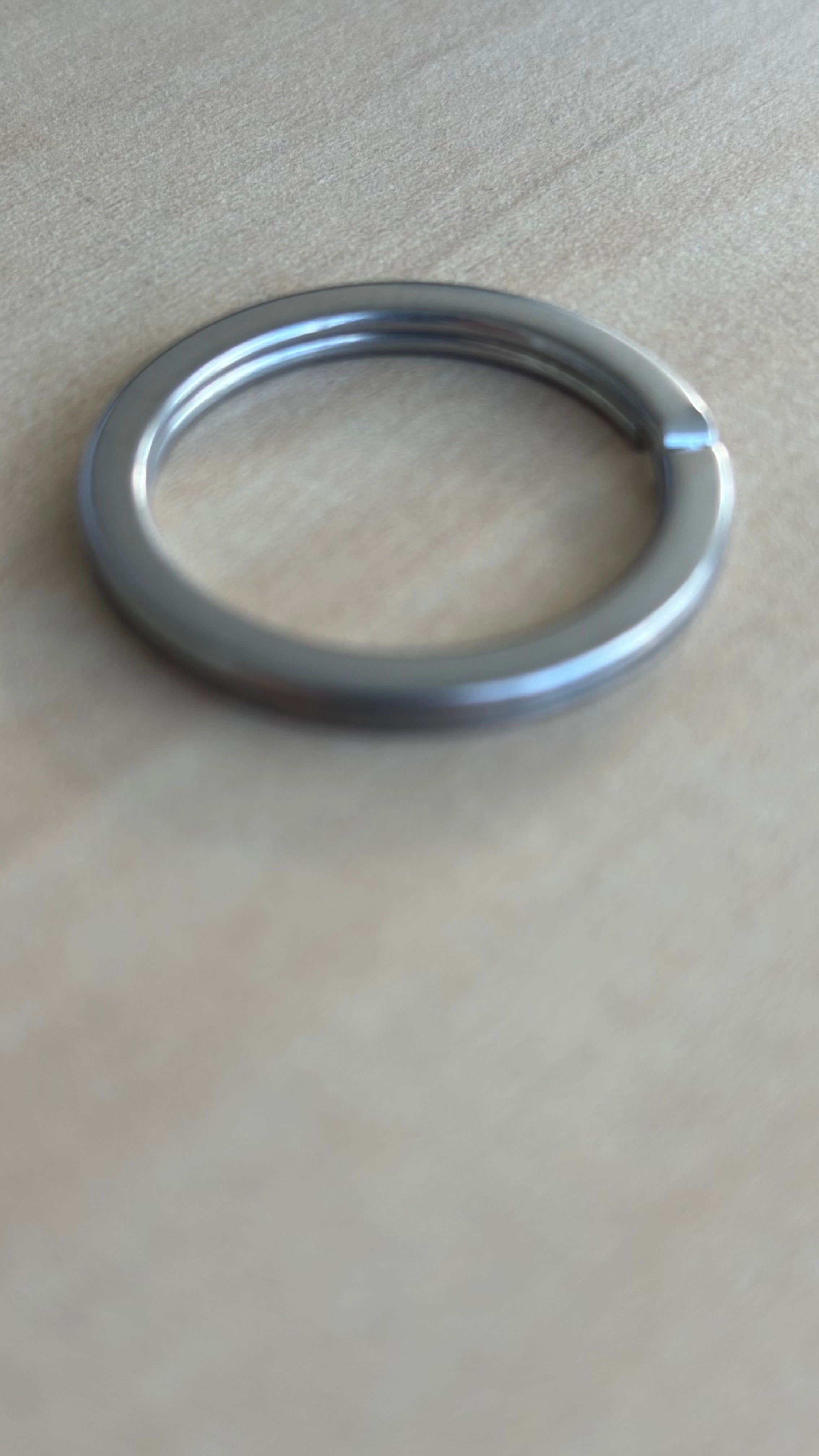 Ring Split Round Flat 22 x 25 mm Nikkel brushed