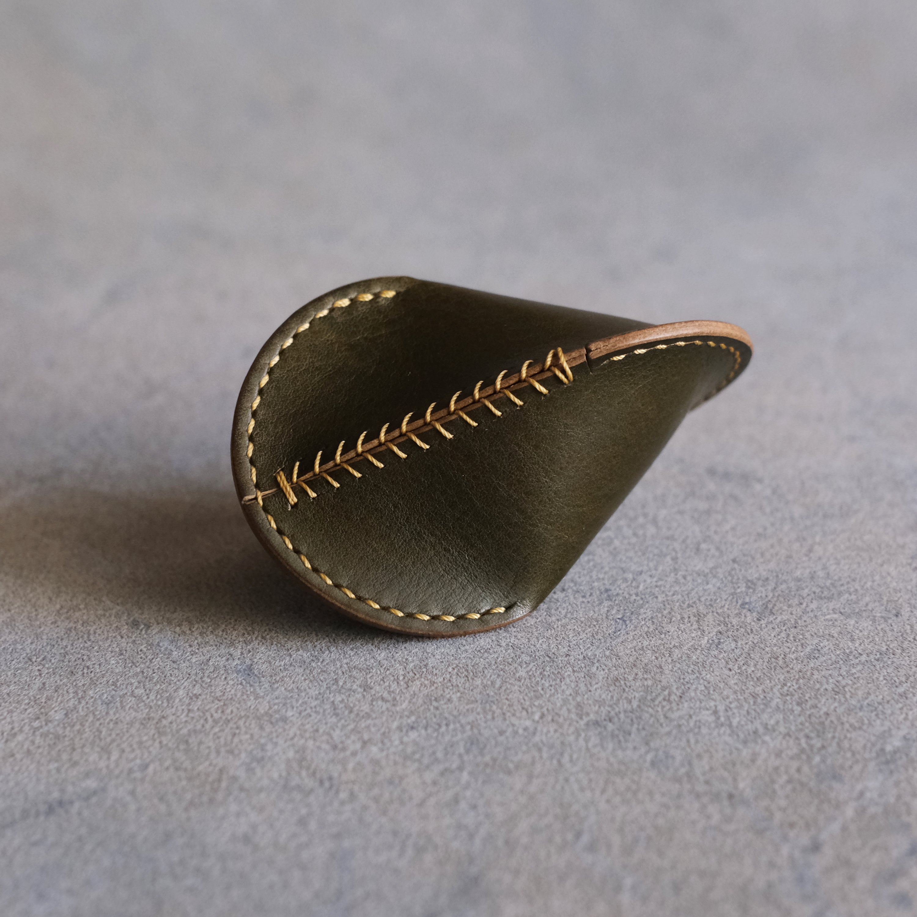 The Oloid Pouch & Fidget | Intermediate Leather Accessoiry Pattern