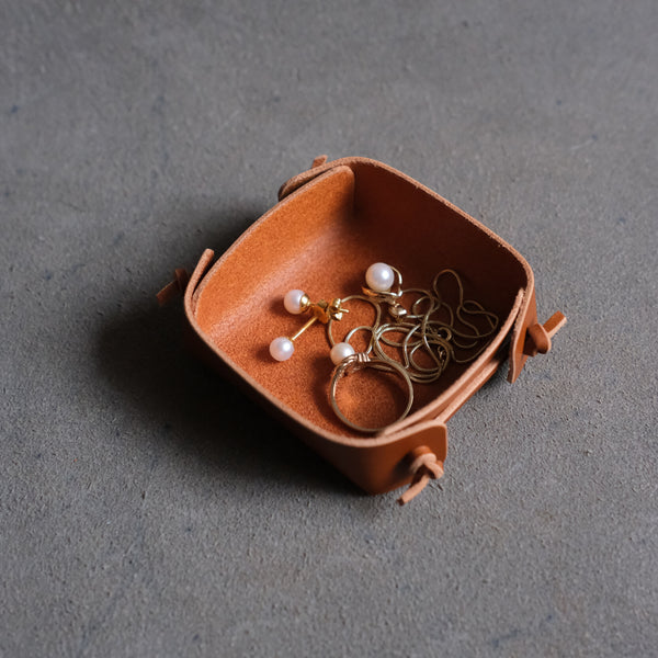 The Batten Trays | Beginner Leather Accessoiry Pattern
