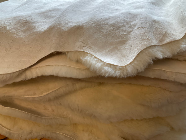 Olivenleder Hypoallergenic  high quality Merino sheepskin