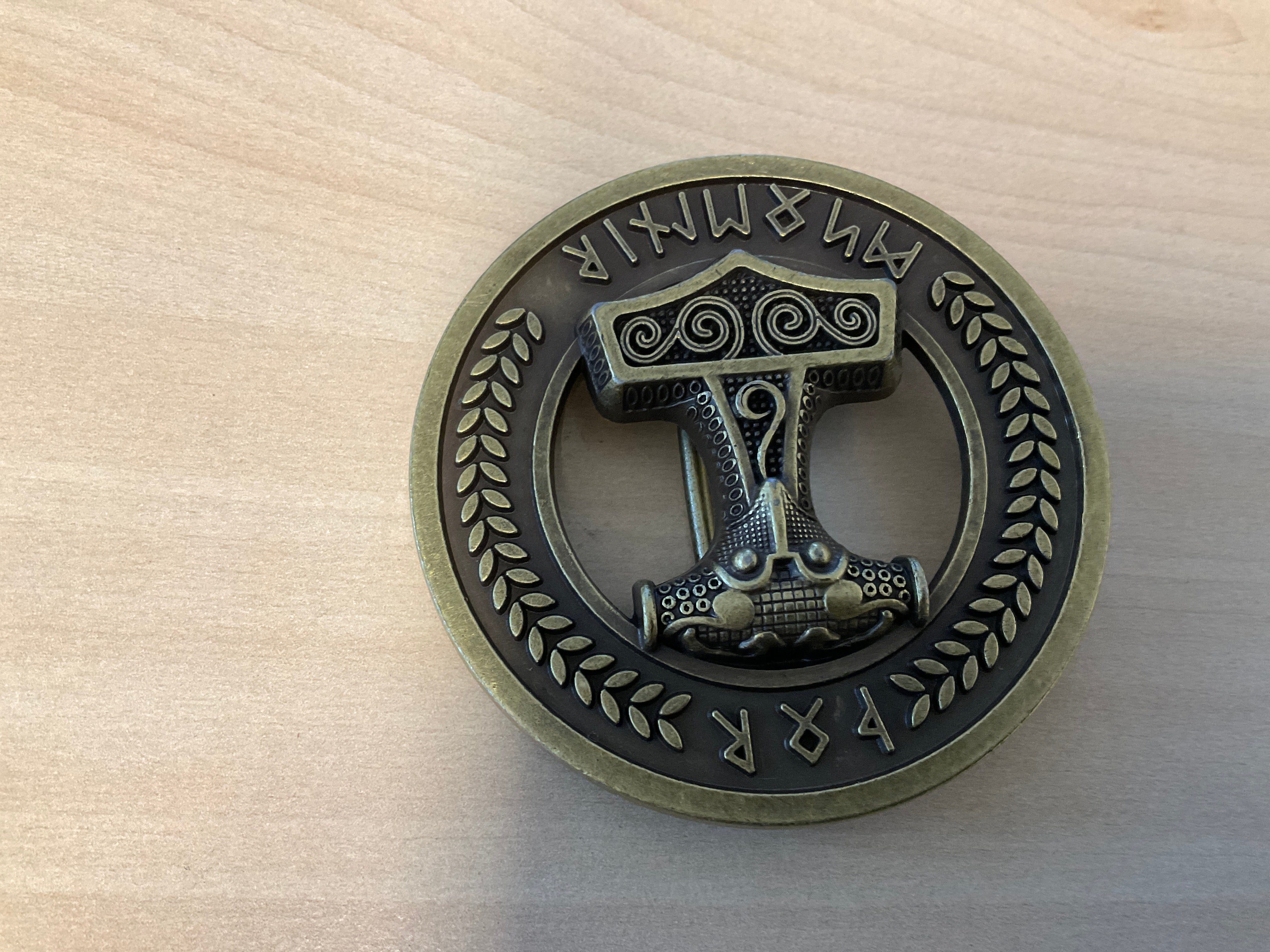 Viking hammer old gold beltbuckle