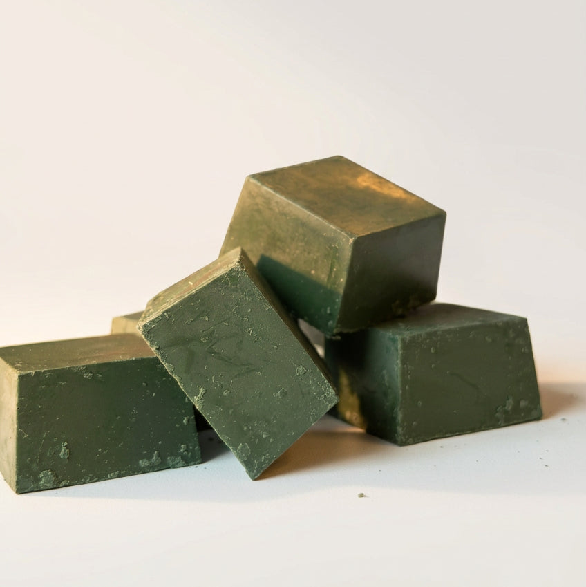 Green Pollish Paste