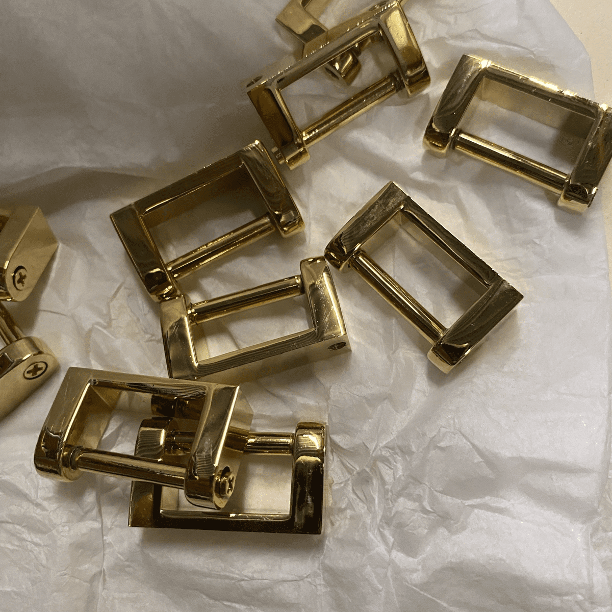 Handle fastener Gold 20 mm screw