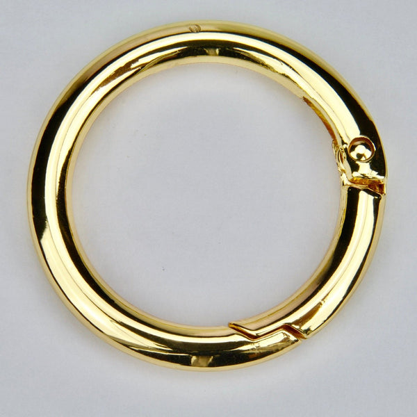 Ring with closure Gold 35 mm