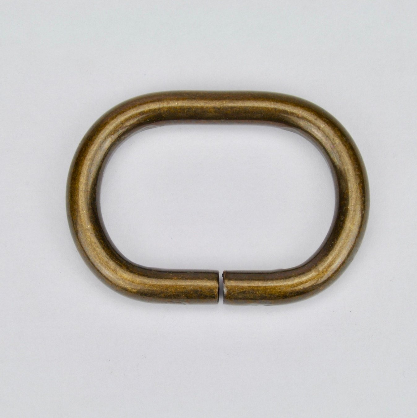 Oval Ring Old Gold 32 mm