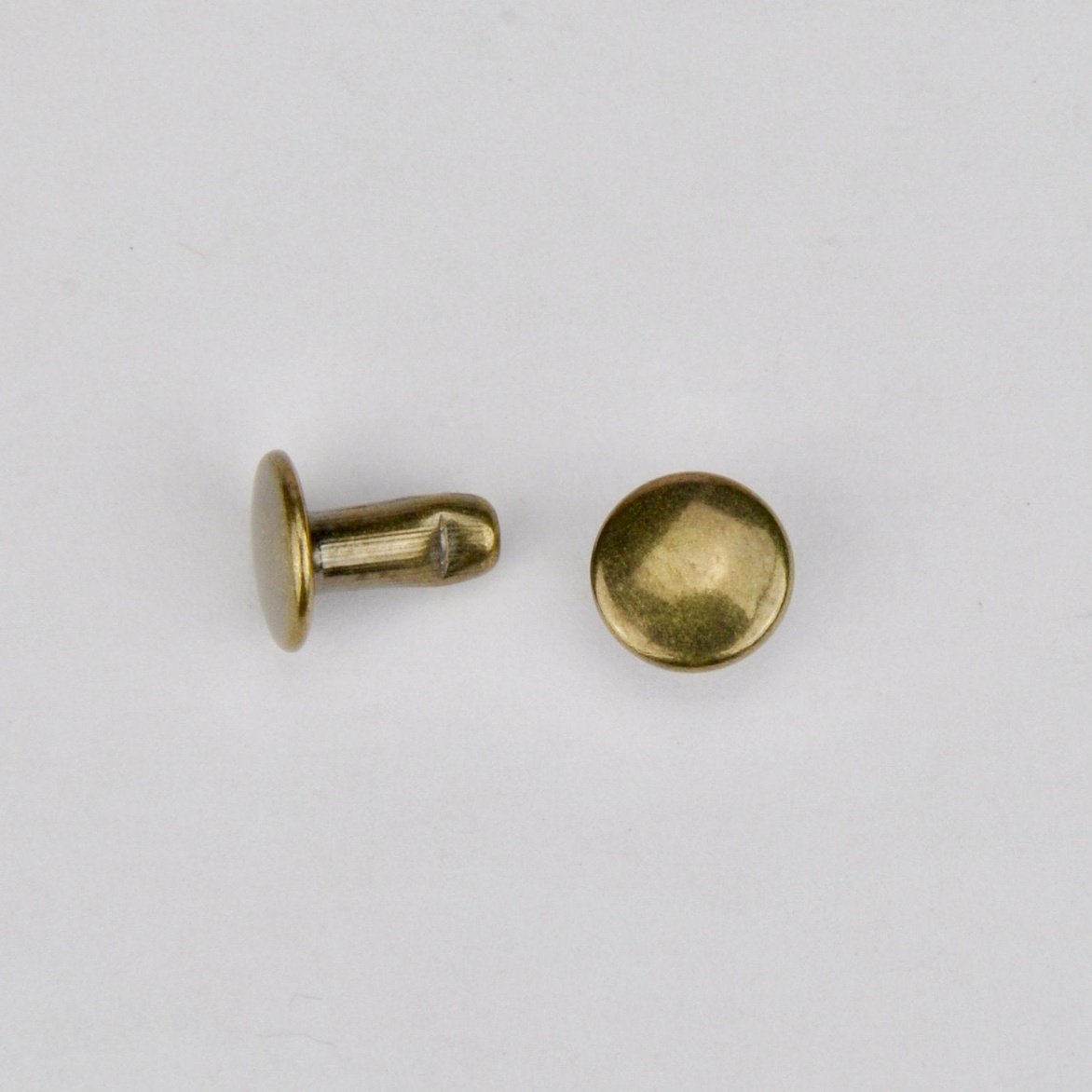 Double cap rivet Old Gold 33-8-2