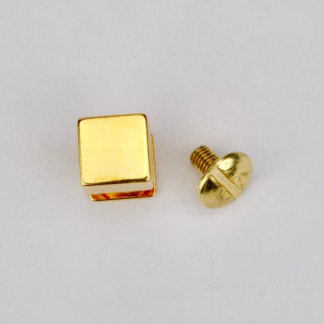 Rifle Button Square Gold 8mm