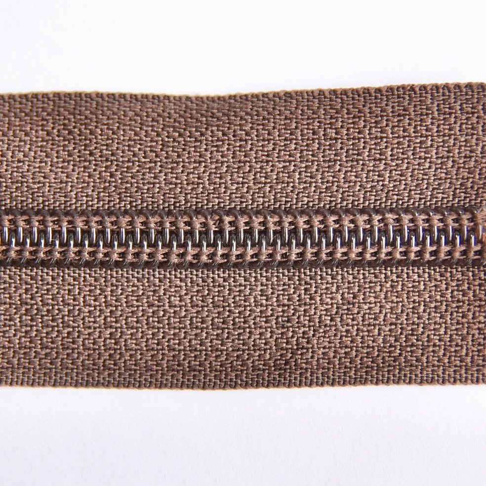 Zipper Nylon Plastic Chocolate Brown 6 mm